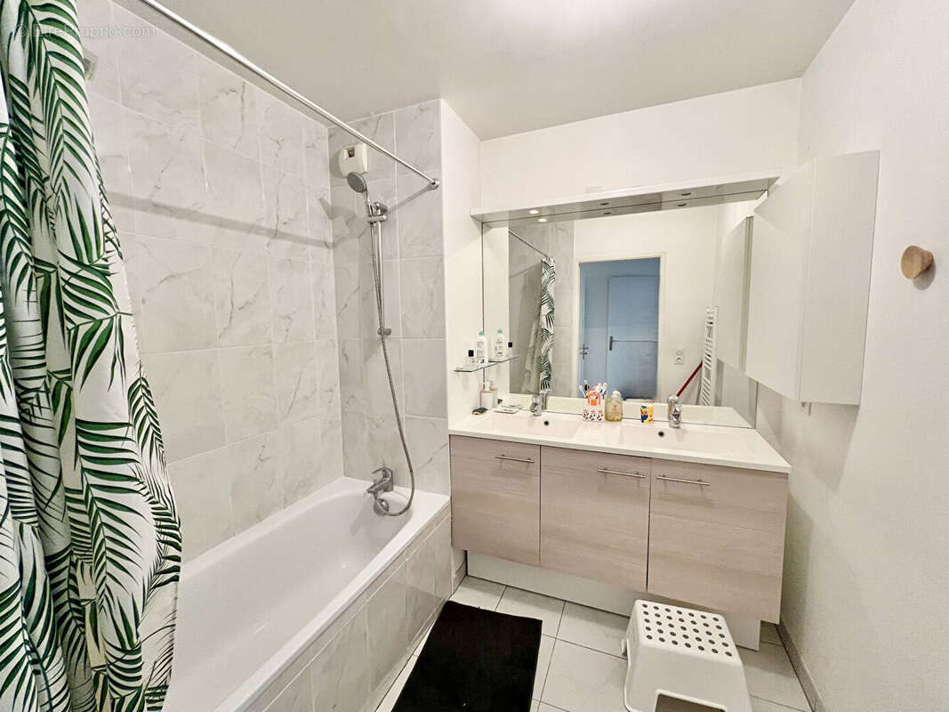 Appartement à ERAGNY