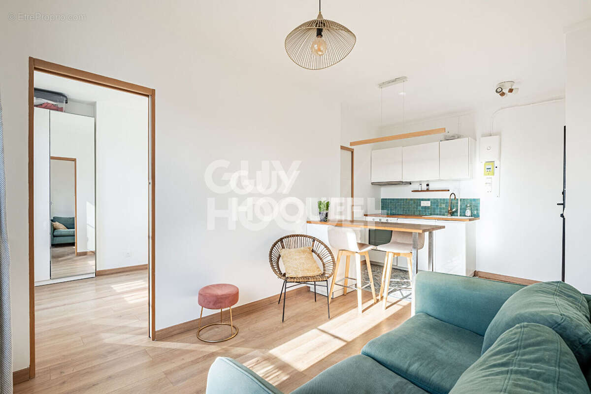 Appartement à PARIS-19E