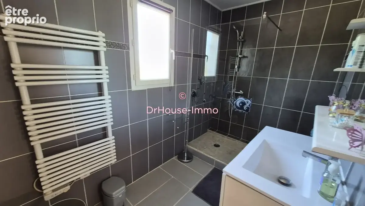 Maison 4 pièces 105 m² à vendre à Le Luc (83340) - photo 35