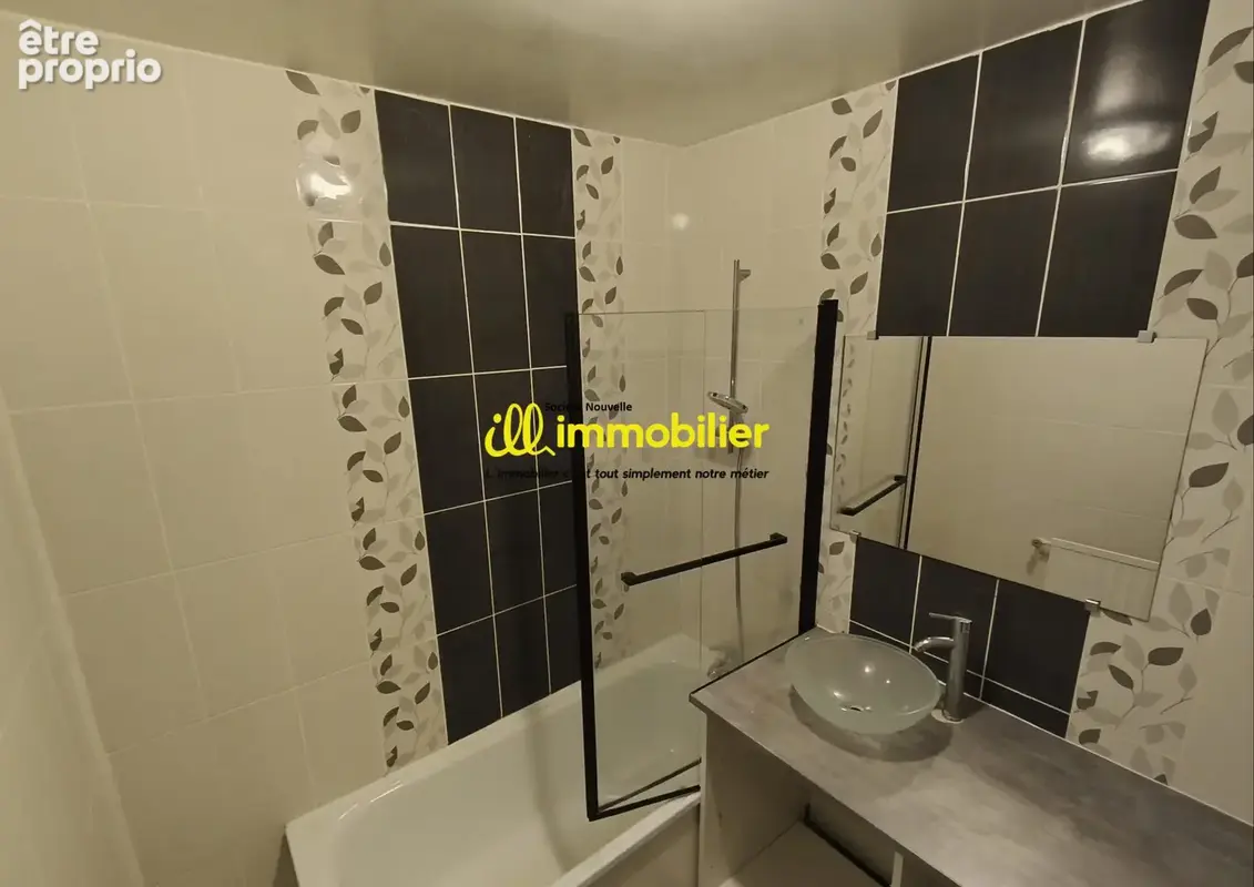 Appartement 5 pièces 80 m² à vendre à Nouzonville (08700) - photo 5