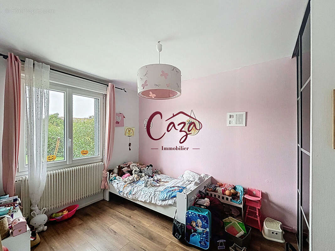 Maison à CAMBLANES-ET-MEYNAC