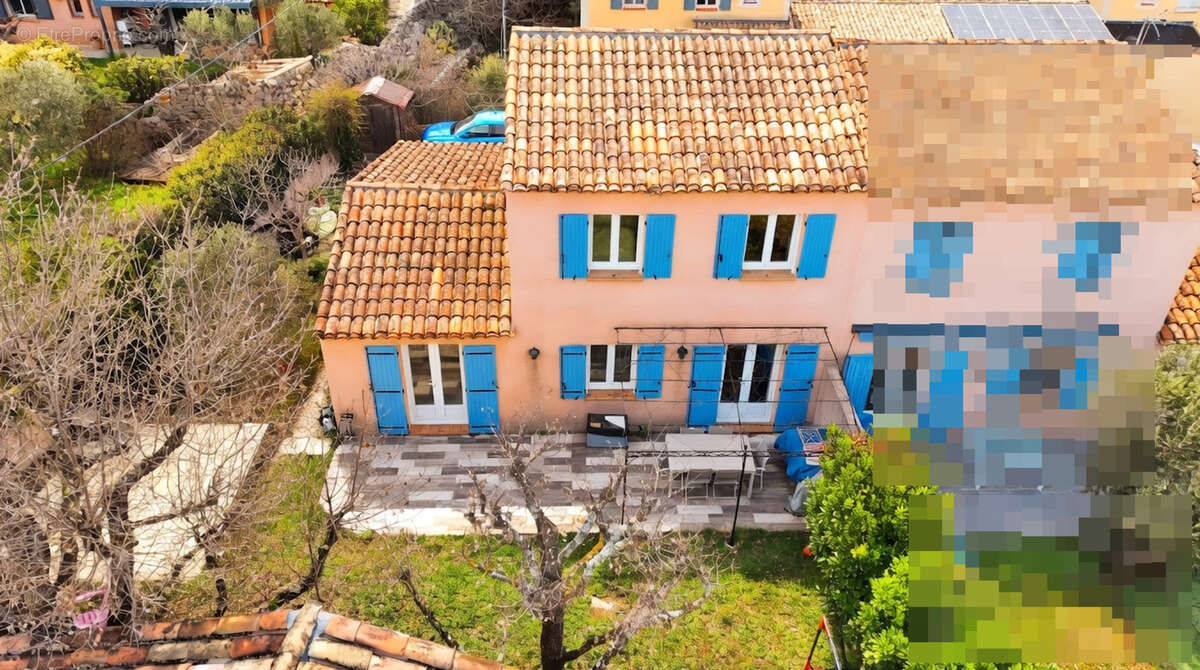 Maison à SAINT-MAXIMIN-LA-SAINTE-BAUME