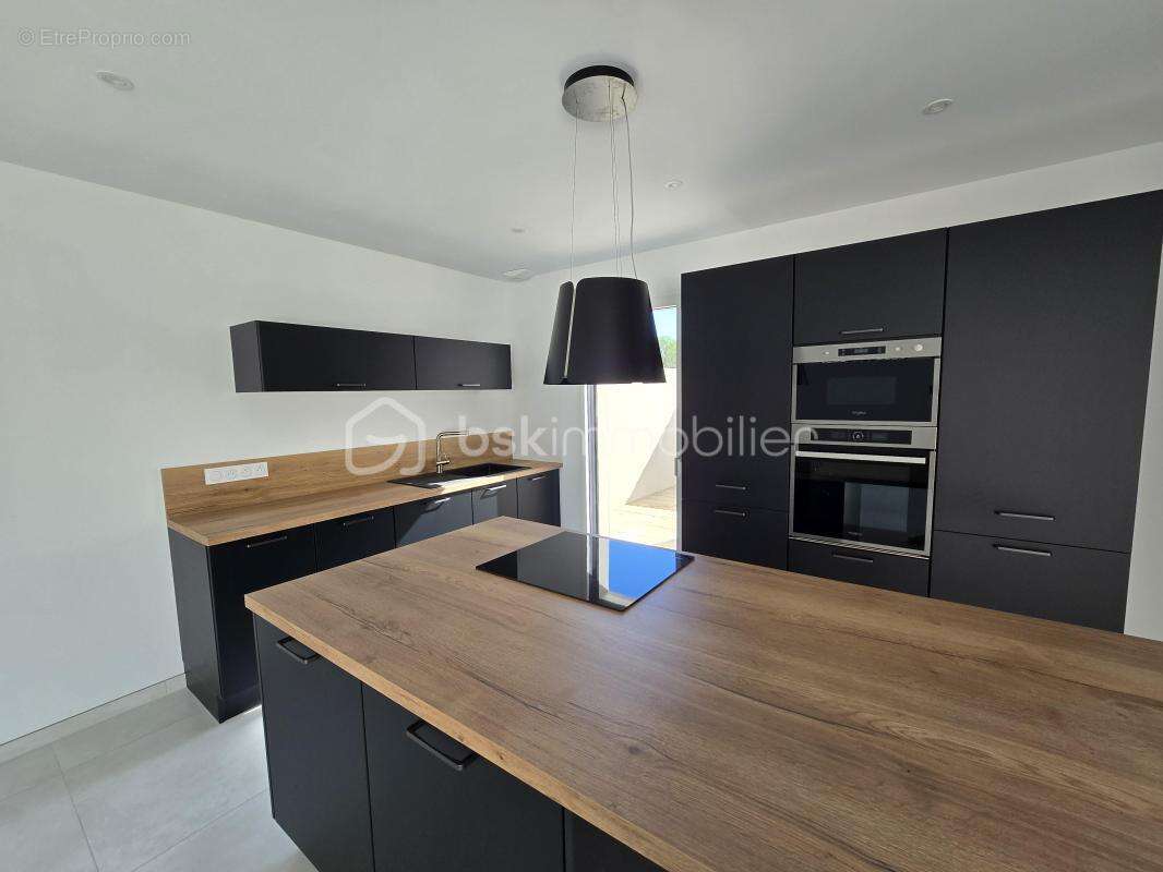 Maison à SAINT-HILAIRE-LA-FORET