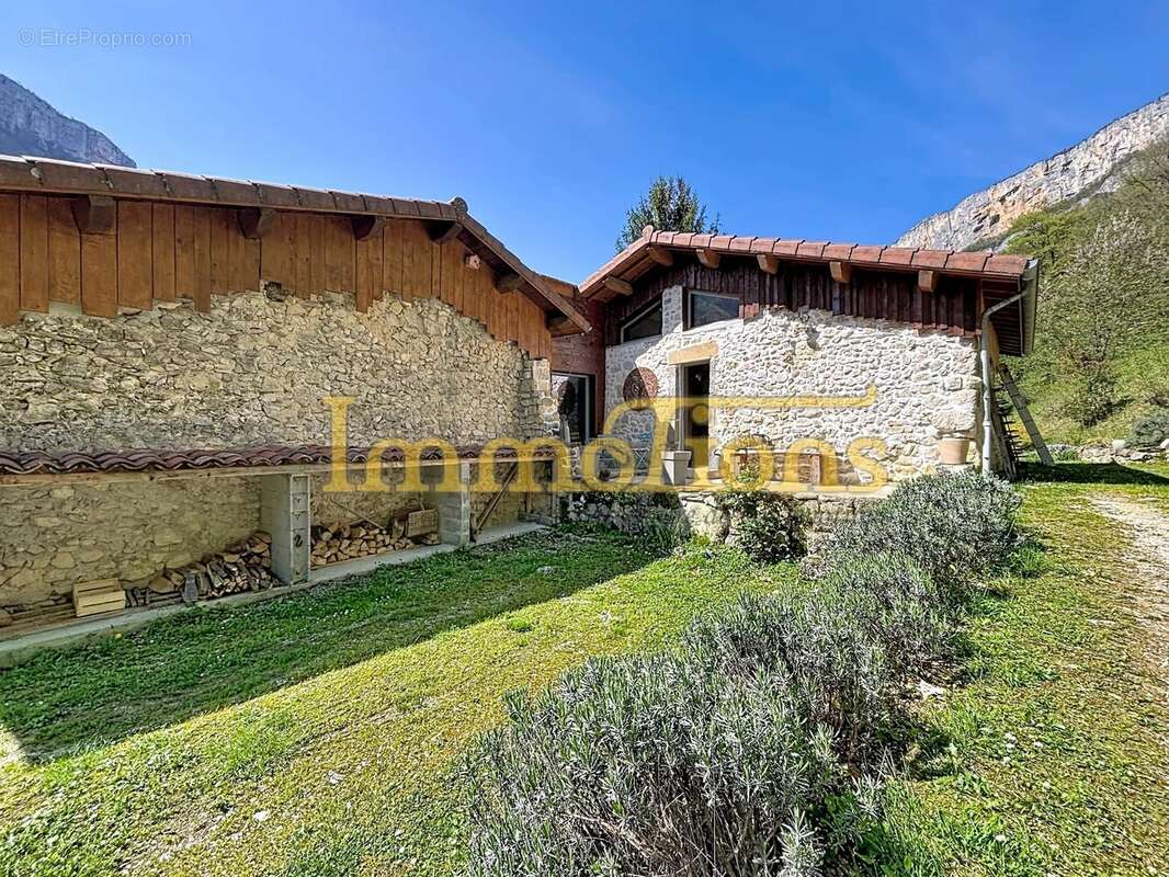 Maison à SAINT-LAURENT-EN-ROYANS