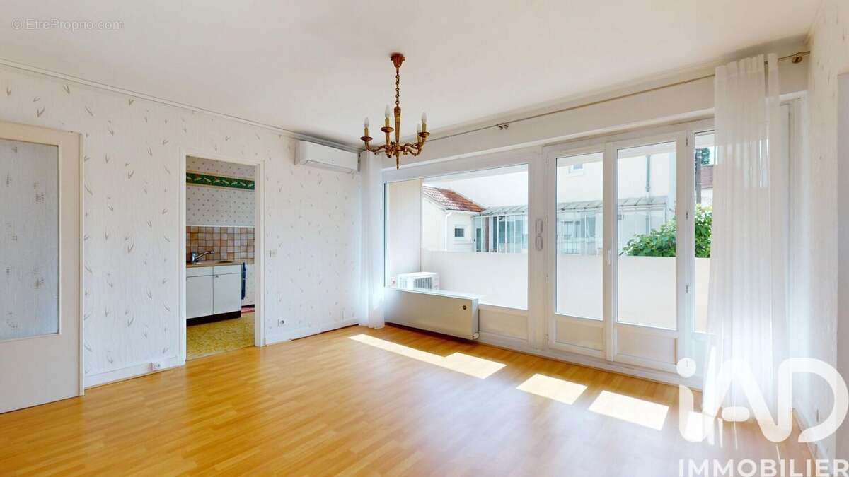 Photo 2 - Appartement à AUXERRE