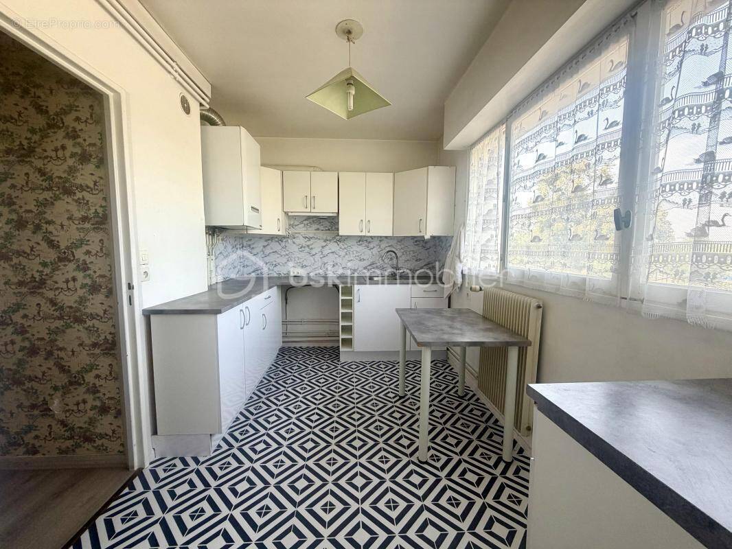 Appartement à QUINCY-SOUS-SENART