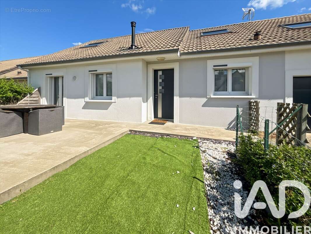 Photo 4 - Maison à SAINTE-SUZANNE