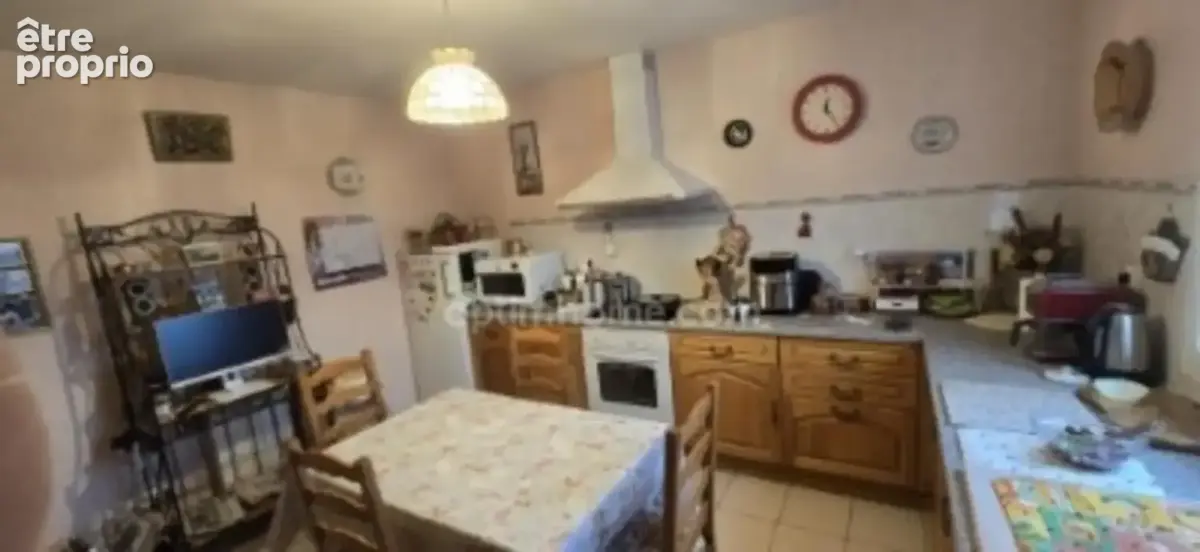 Maison à vendre dans un hameau de DIRAC, au calme, juste à remettre au goût du jour - photo 9