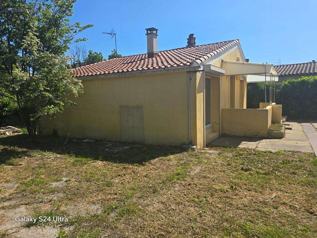 Maison Fabregues 4 pièce(s) 62 m2 sur 320 m² de terrain - prévoir travaux - photo 2