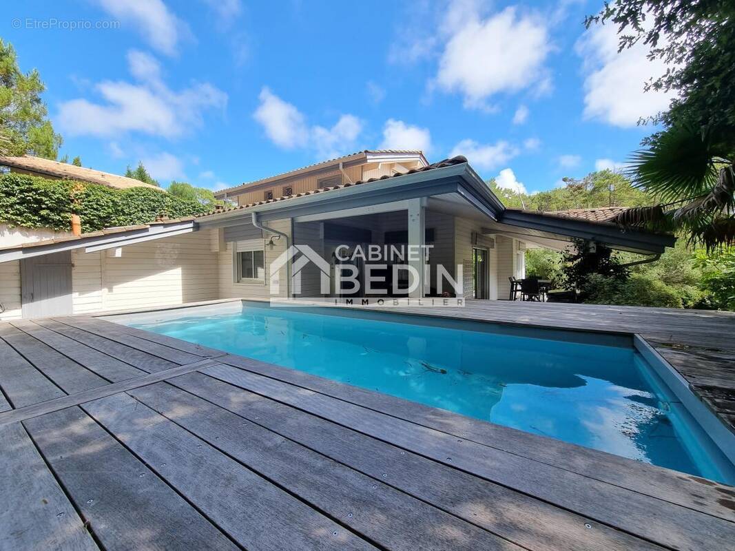 Maison à LE BOUSCAT