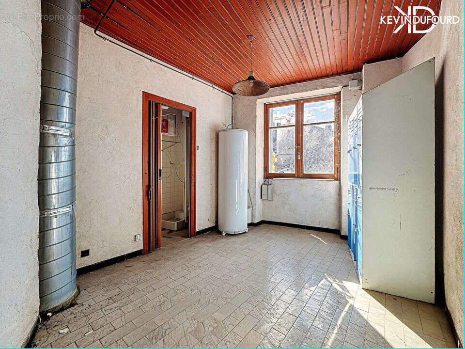 Appartement à VALLON-PONT-D'ARC