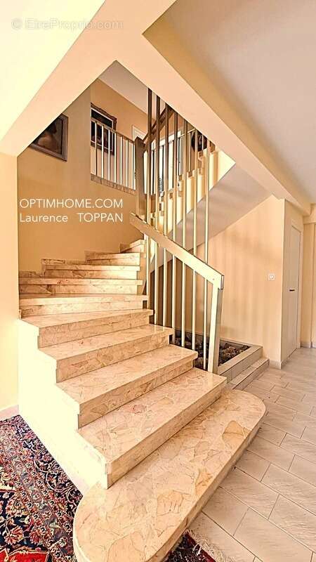 Maison à SAINTE-LIVRADE-SUR-LOT