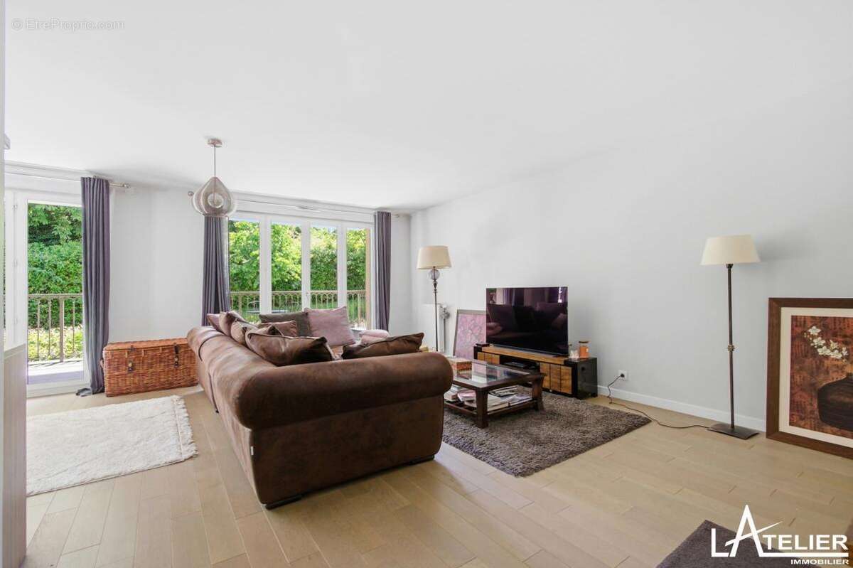 Appartement à MAREIL-MARLY