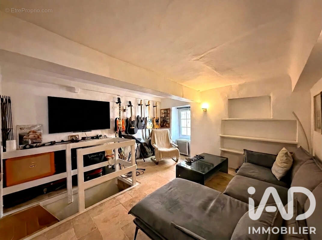 Appartement 55 m² à La Garde-Freinet  - photo 6