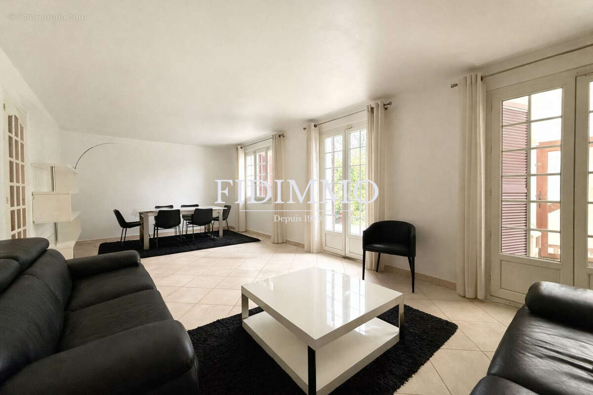 Maison à SUCY-EN-BRIE