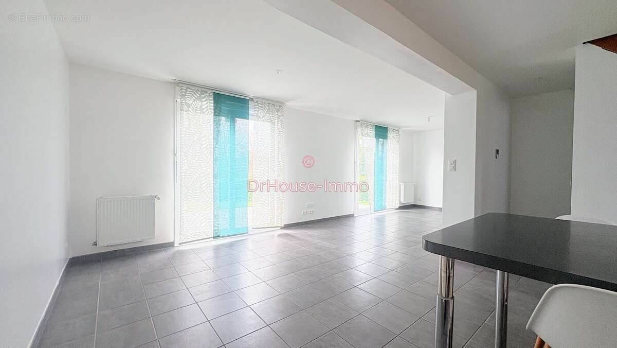 Maison à QUERQUEVILLE