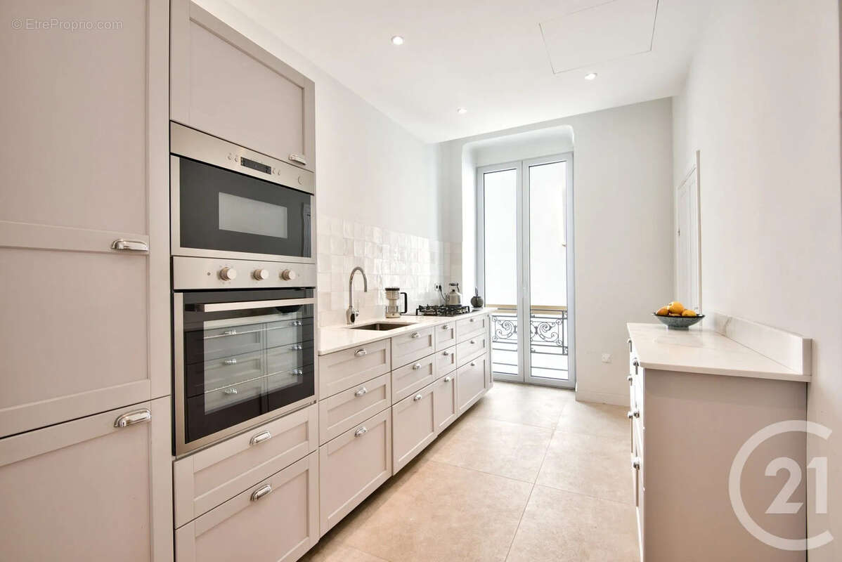 Appartement à NICE