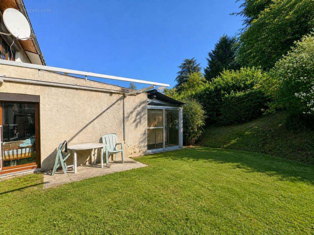 Maison 122 m² à Saint-Quentin-Fallavier  - photo 3