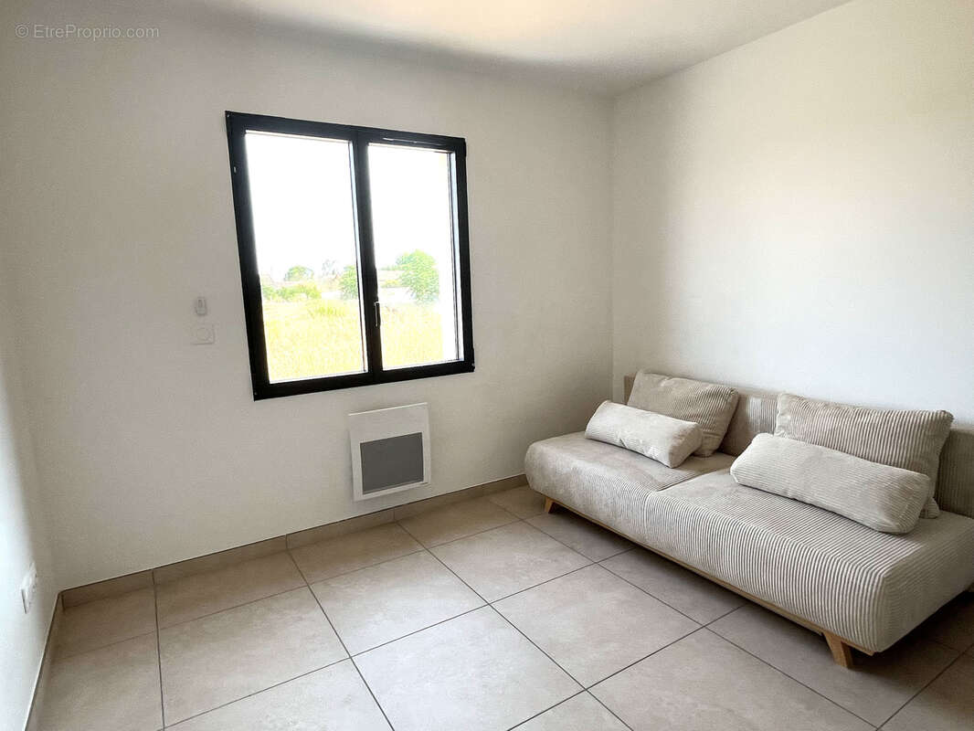 Maison de Plain-Pied, Contemporaine T4 avec Garage - photo 9