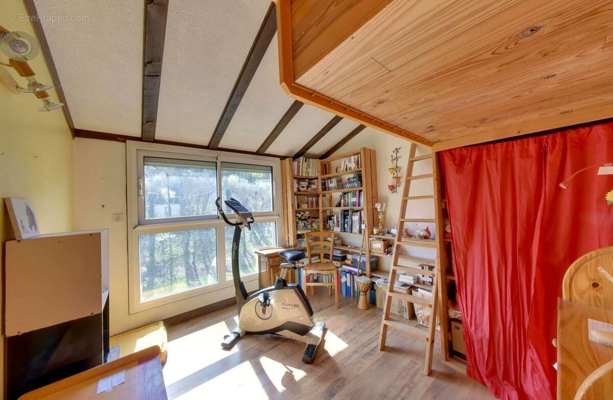 Appartement à EYBENS