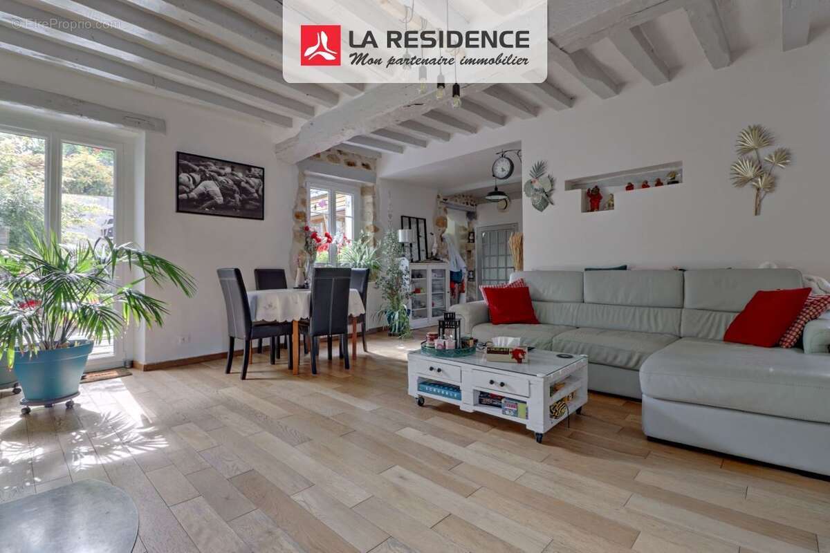 Maison 76 m² à Jouy-Le-Moutier  - photo 9