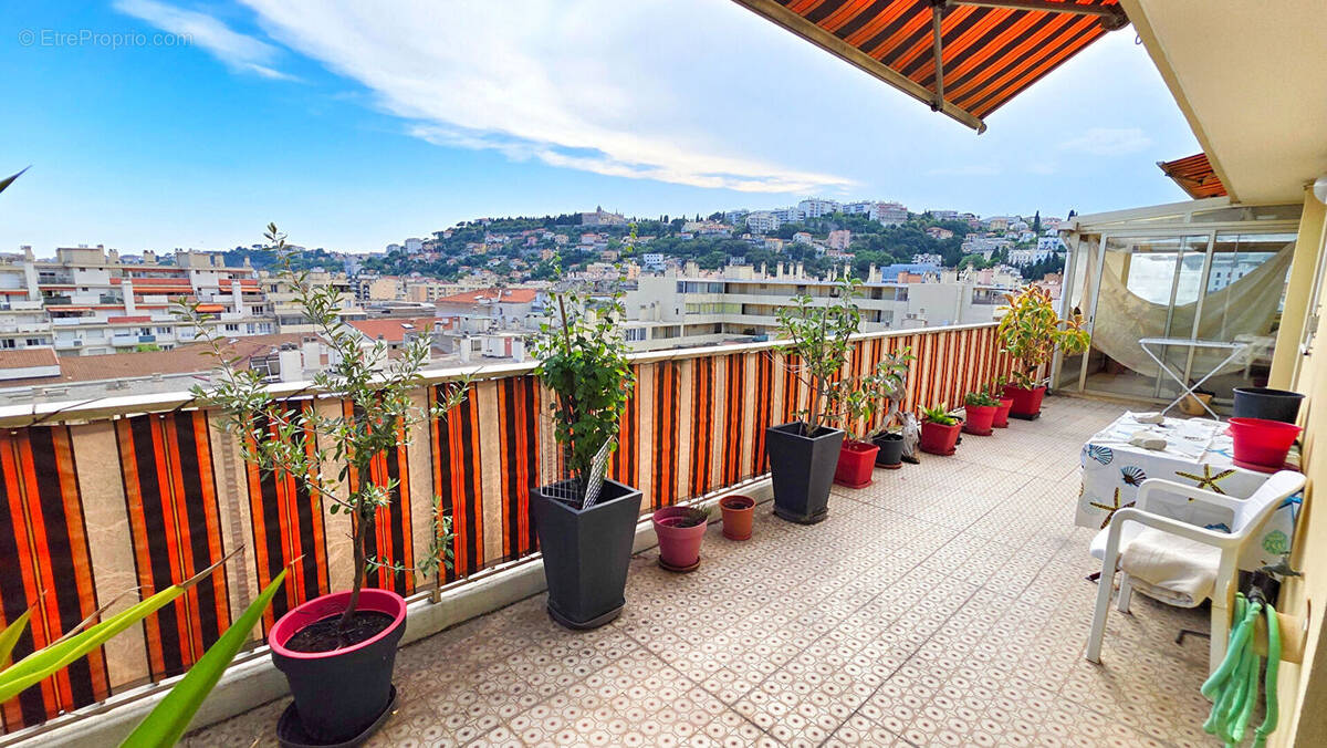 Appartement à NICE