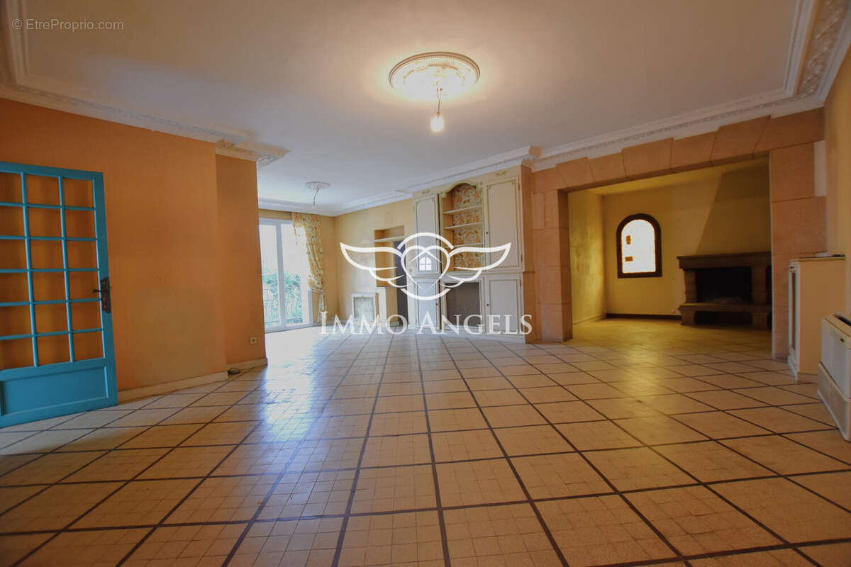 Maison à MARSEILLE-11E