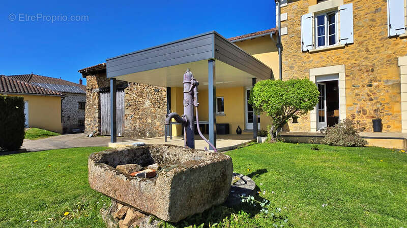 Maison à SAINT-VICTURNIEN