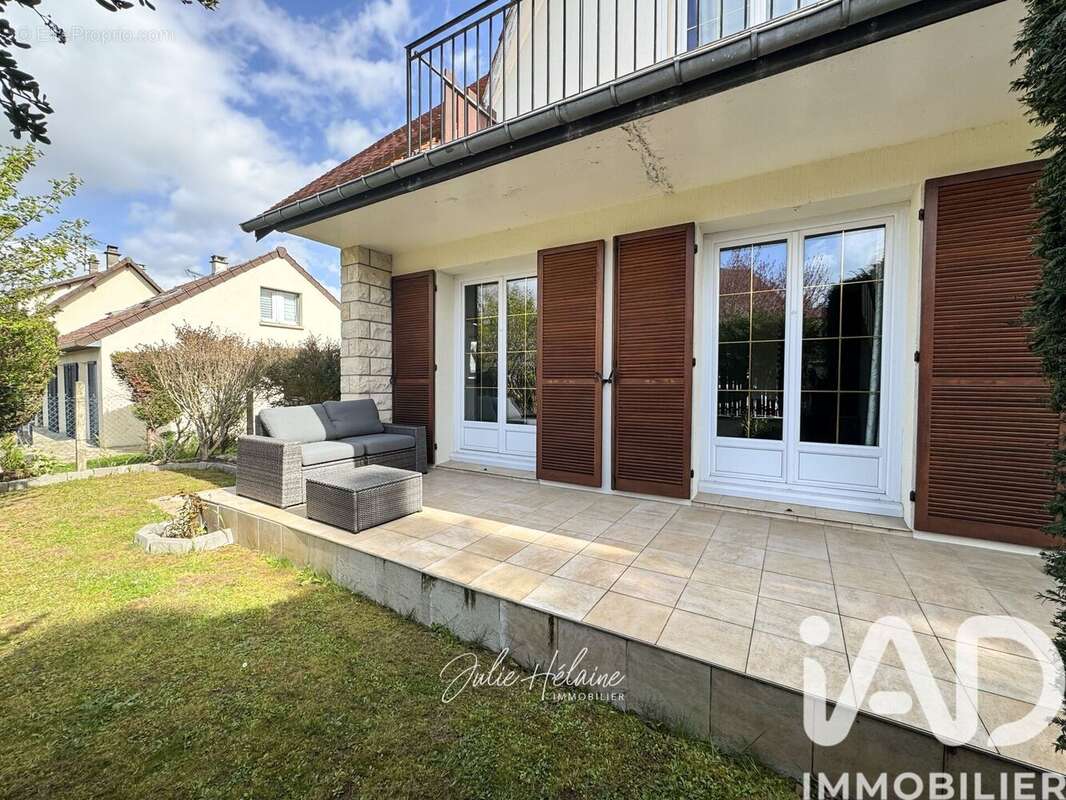 Maison 140 m² à Beynes  - photo 2