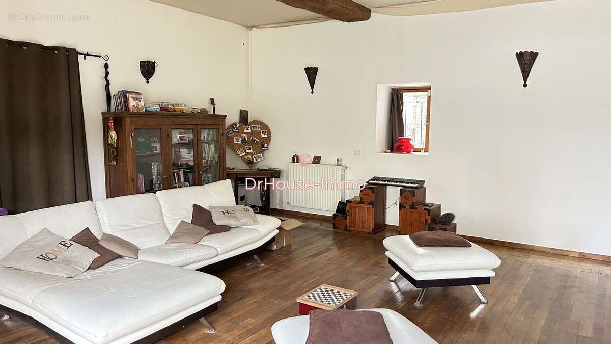 Maison à LA CHAPELLE-GAUTHIER