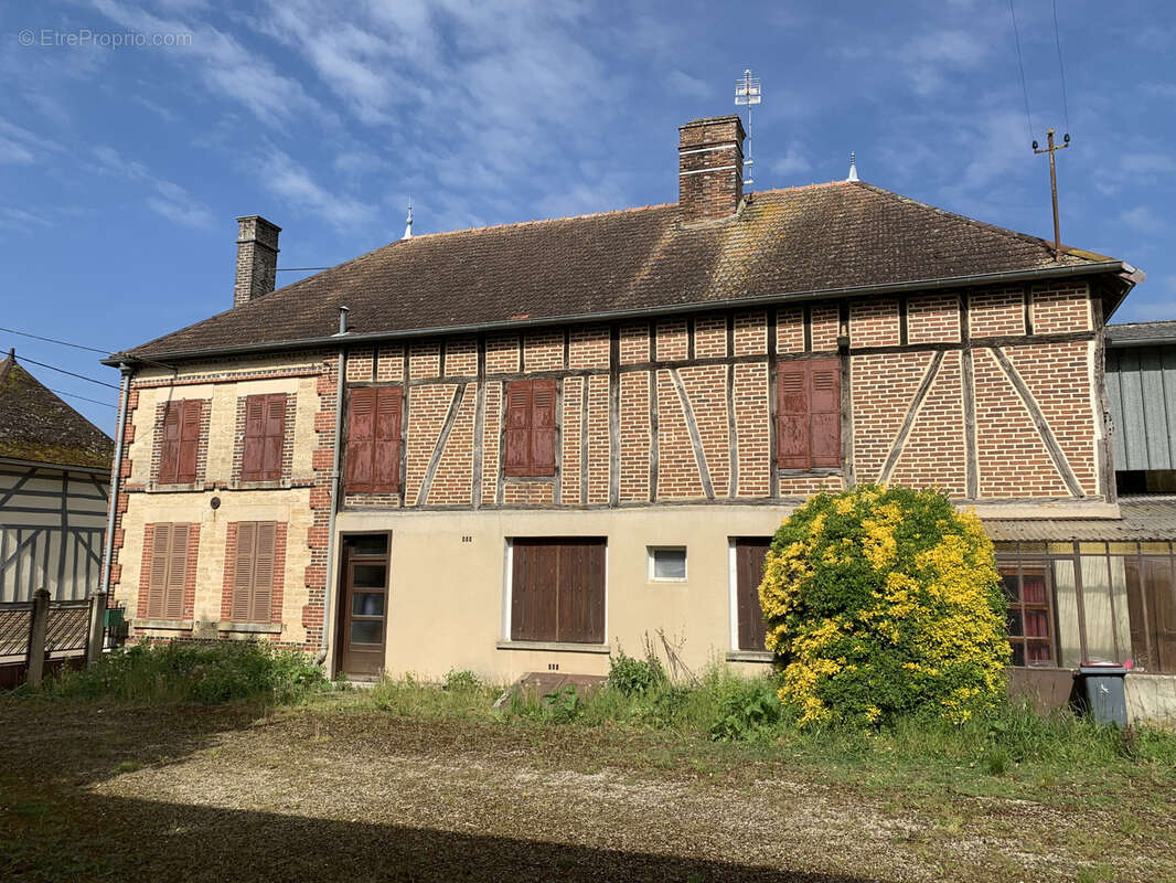 Maison à CRESANTIGNES