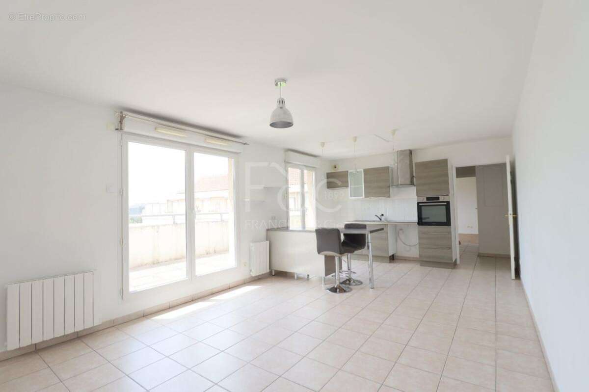 Appartement à VILLEURBANNE