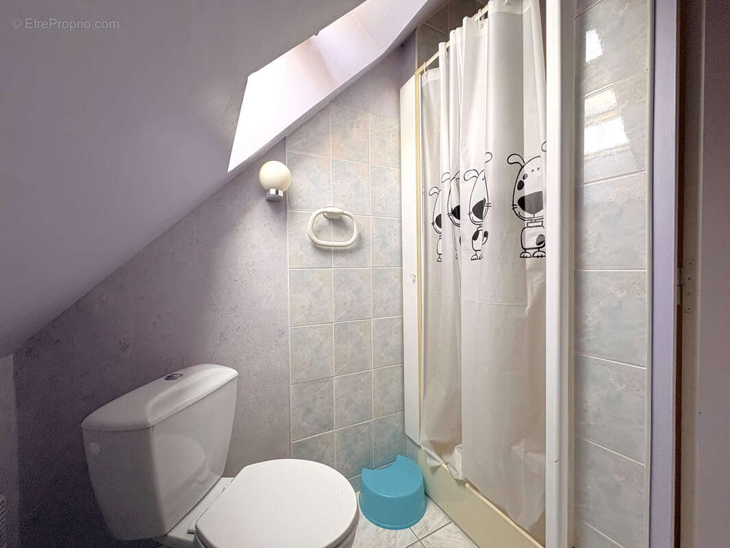 Maison commerces et école accessibles à pied proche gare de Bueil - photo 12