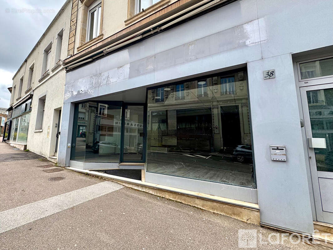 Commerce à EPINAL