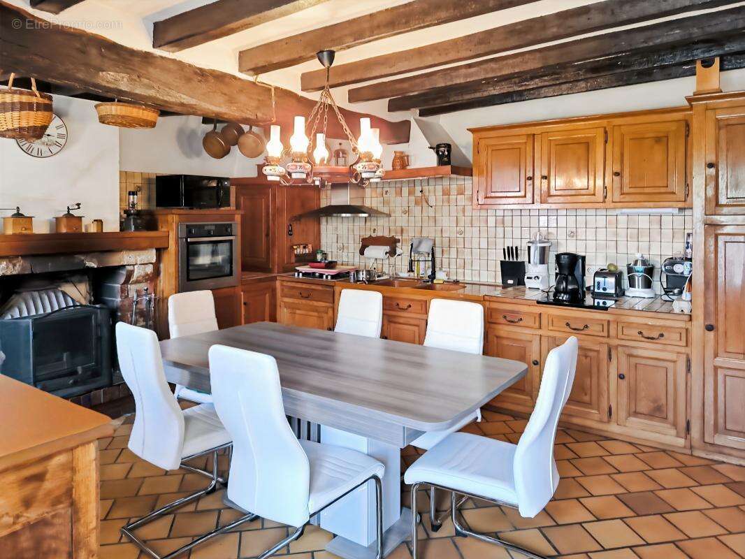 Maison à LA VERNELLE