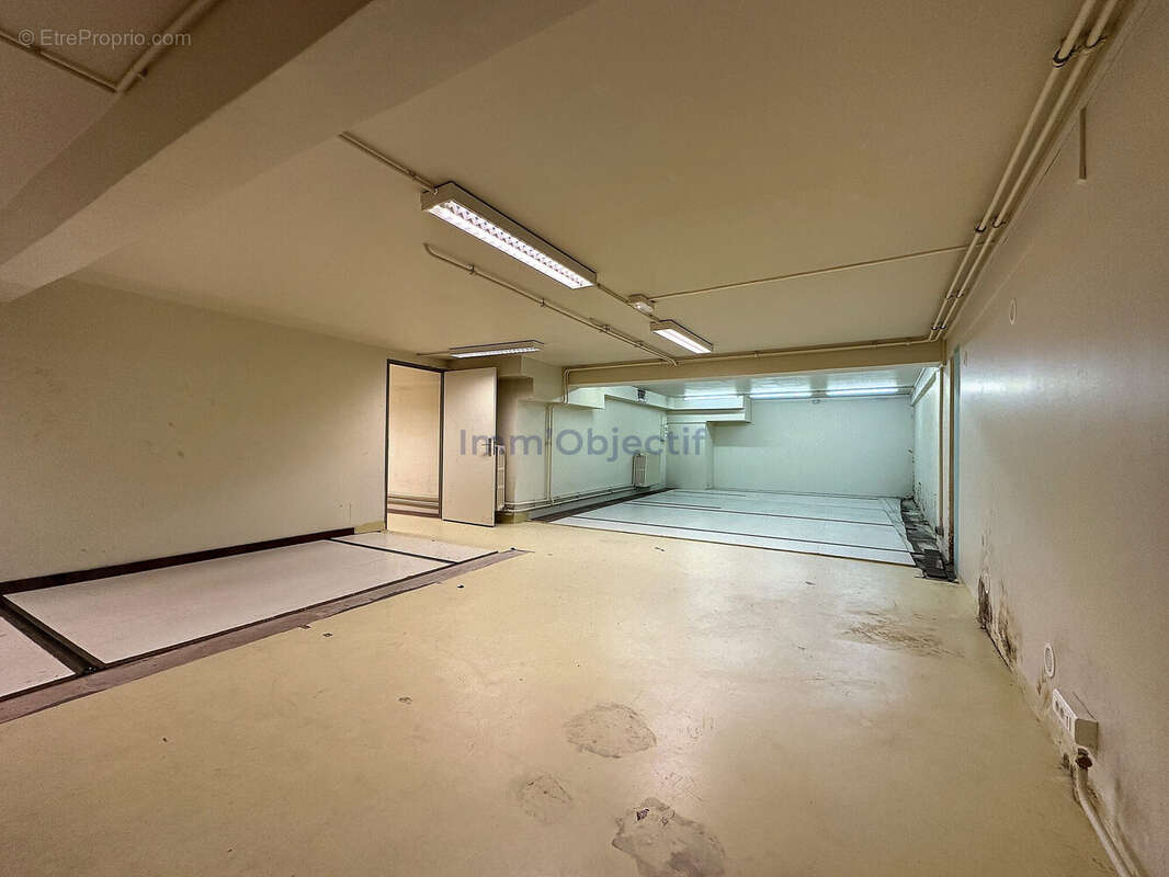 Commerce à PARIS-12E