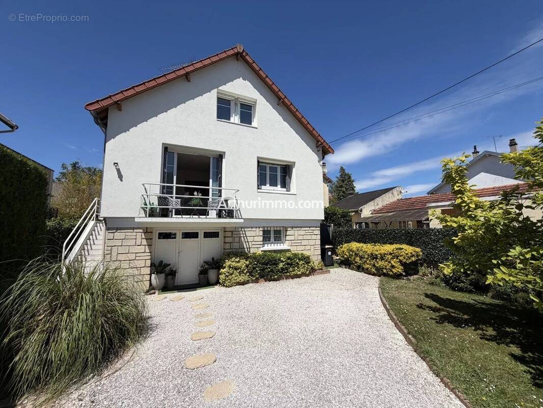 Maison à SUCY-EN-BRIE