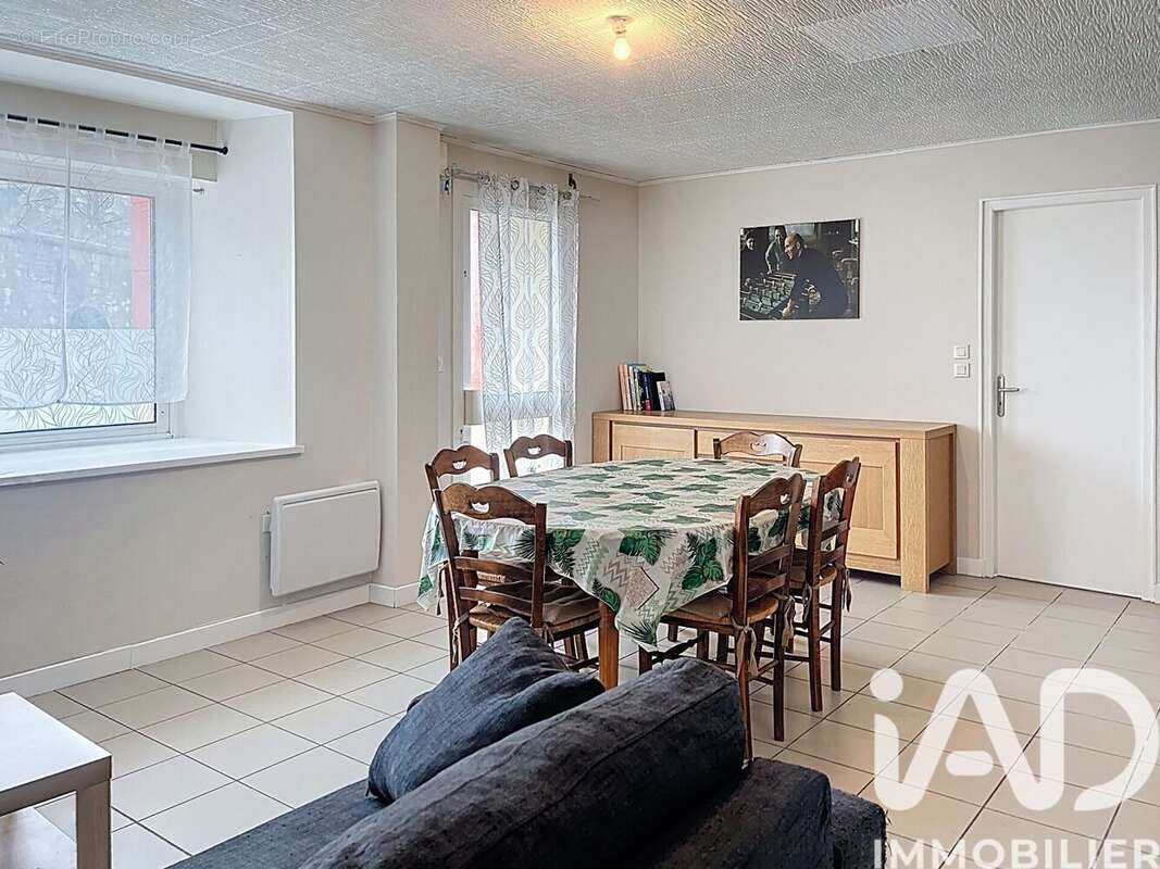 Photo 2 - Appartement à SAINT-GERAND