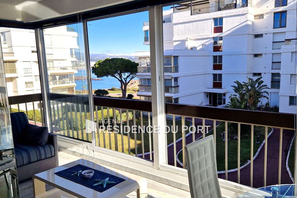 Appartement à MANDELIEU-LA-NAPOULE