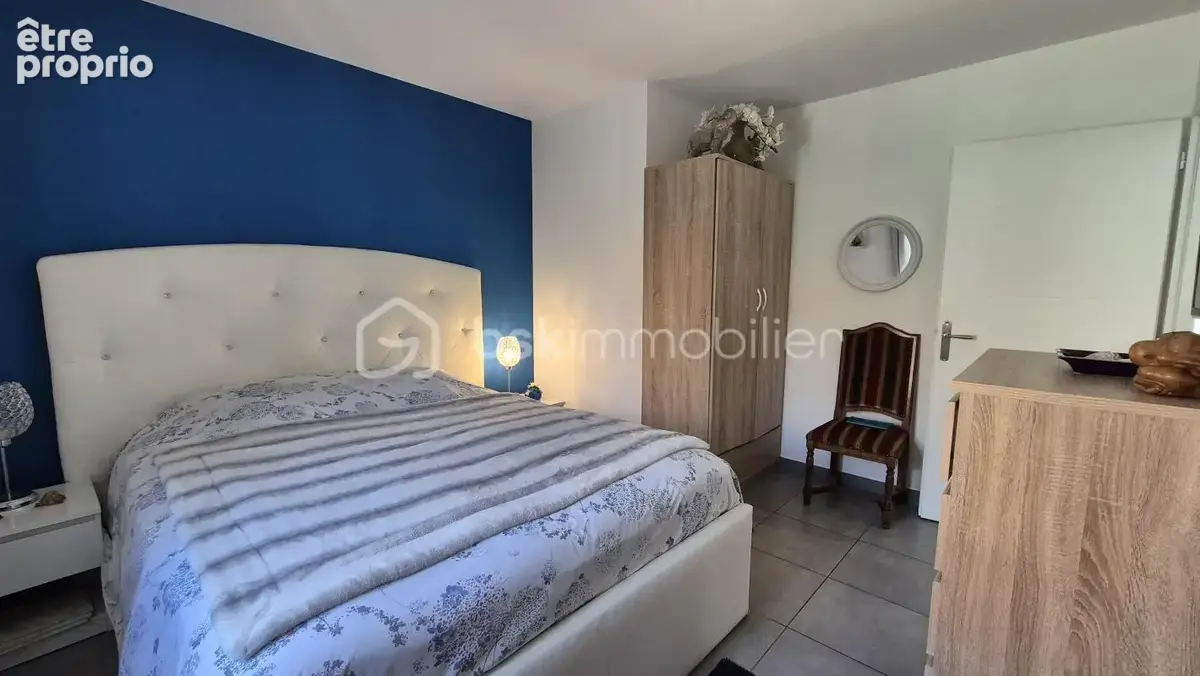 A vendre villa trois faces recente de 82m² sur terrain de 286m² a elne - en plain pied - deux chambres - garage - aucun travaux  - photo 17