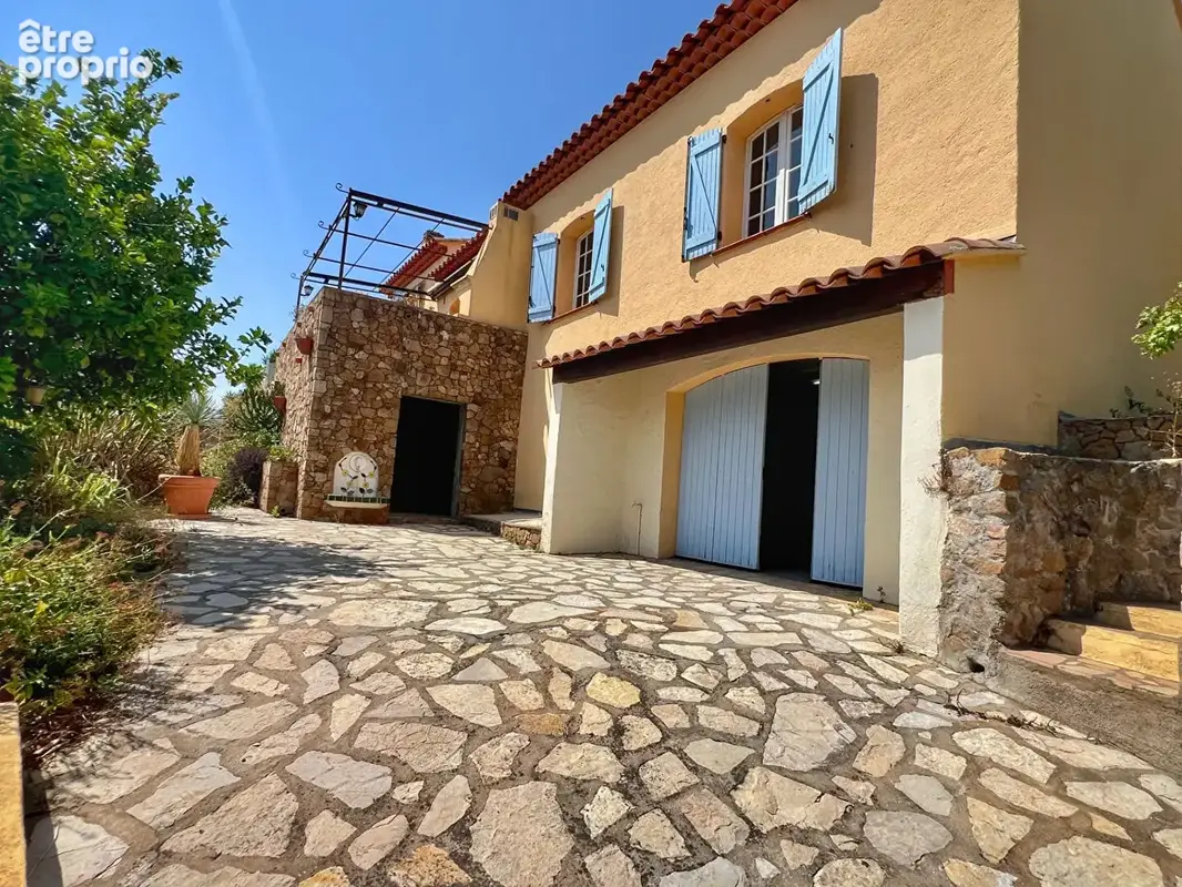 Maison Carqueiranne 4 pièce(s) 85 m2 - photo 2