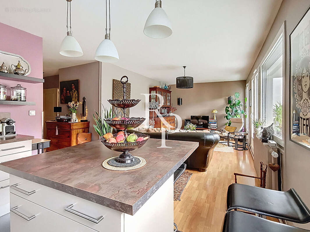 Appartement à TASSIN-LA-DEMI-LUNE