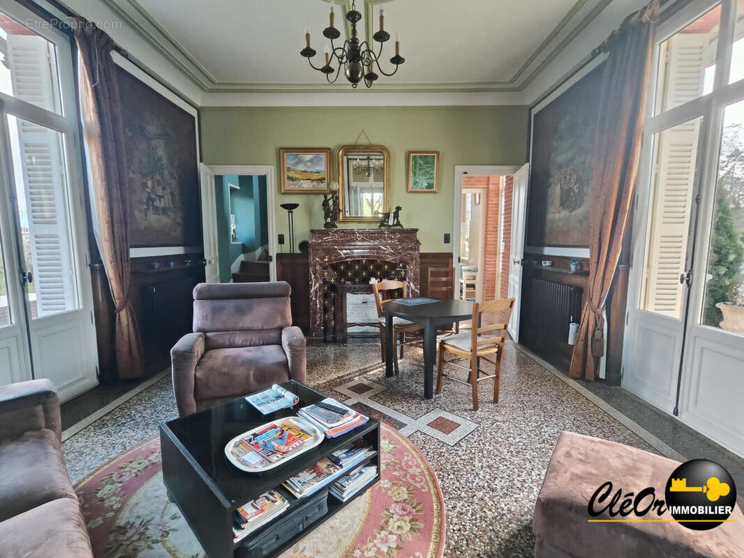 Maison à PIERRE-DE-BRESSE