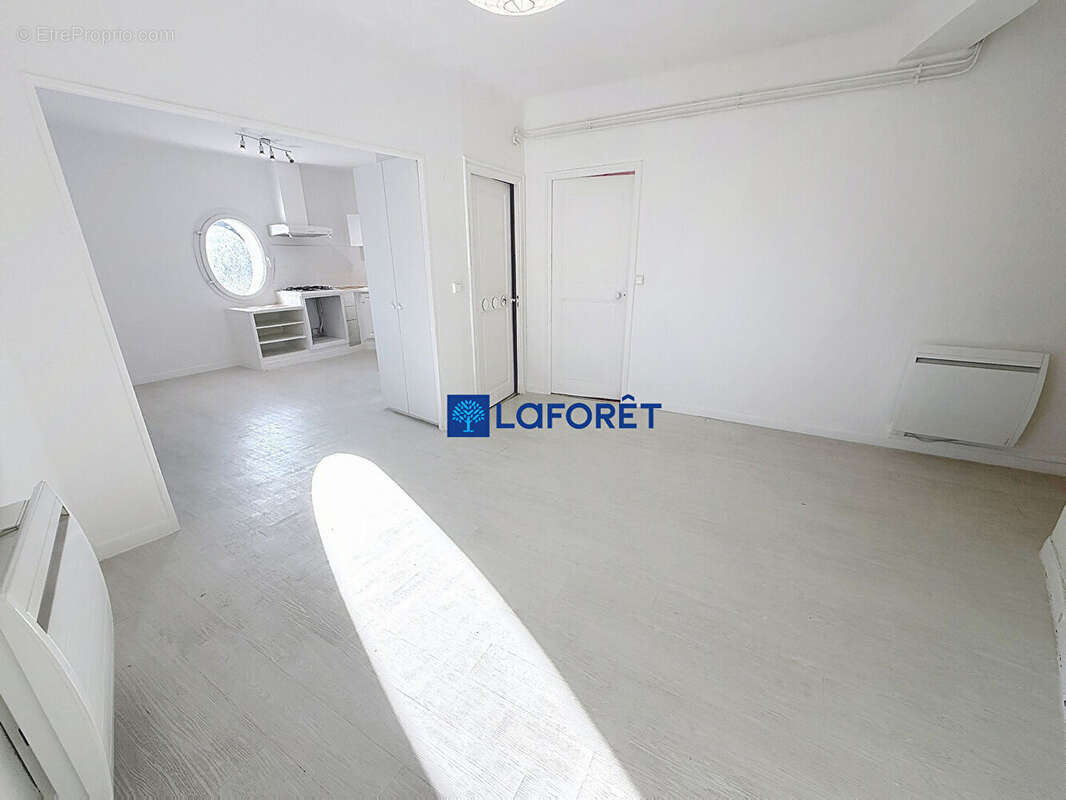 Appartement à HYERES