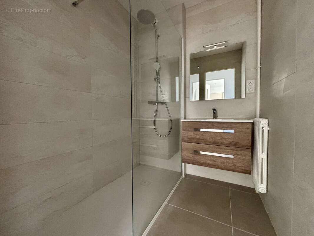 Appartement à ROMANS-SUR-ISERE