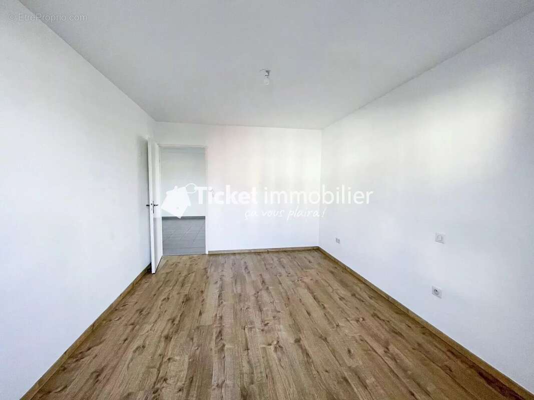 Appartement à CORNEBARRIEU