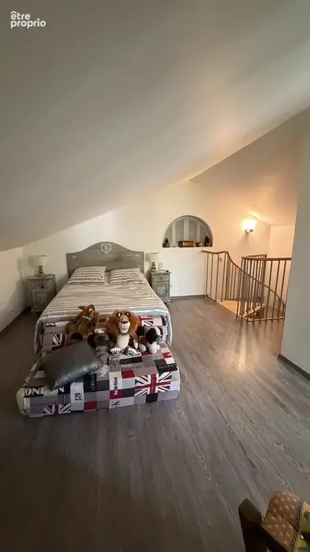 Maison des années 30 à fort potentiel d'agrandissement - Nans-les-Pins - photo 20