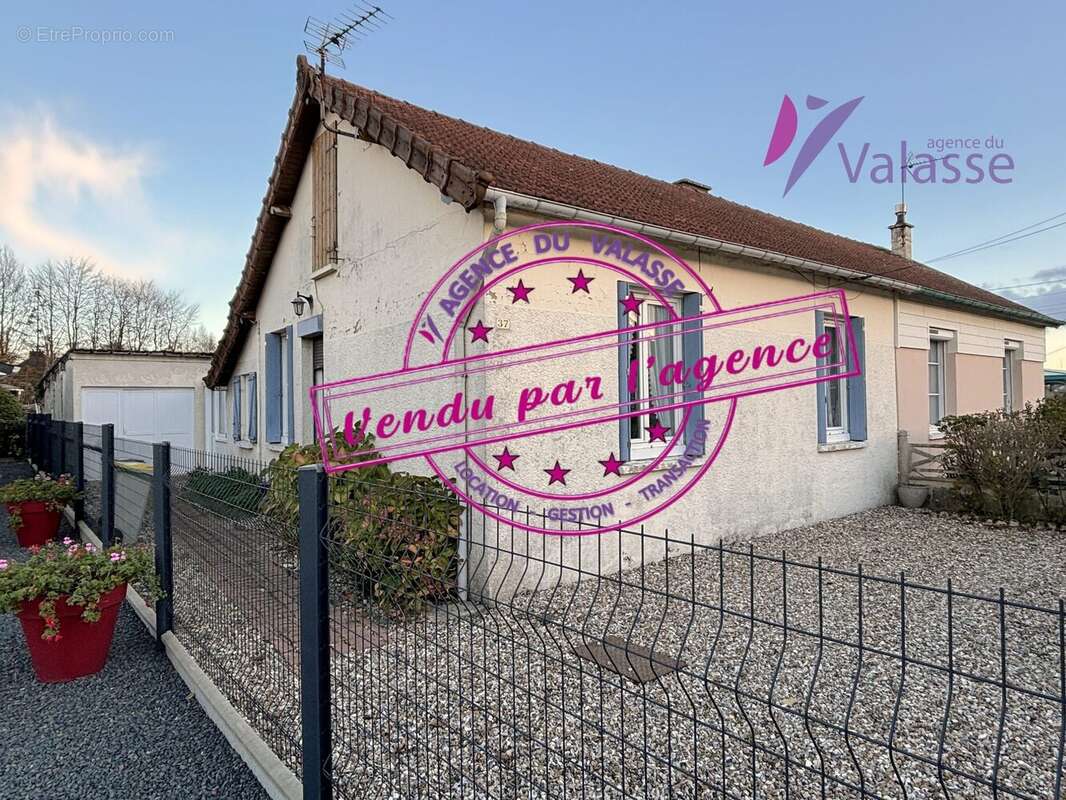 Maison à BEUZEVILLE-LA-GRENIER