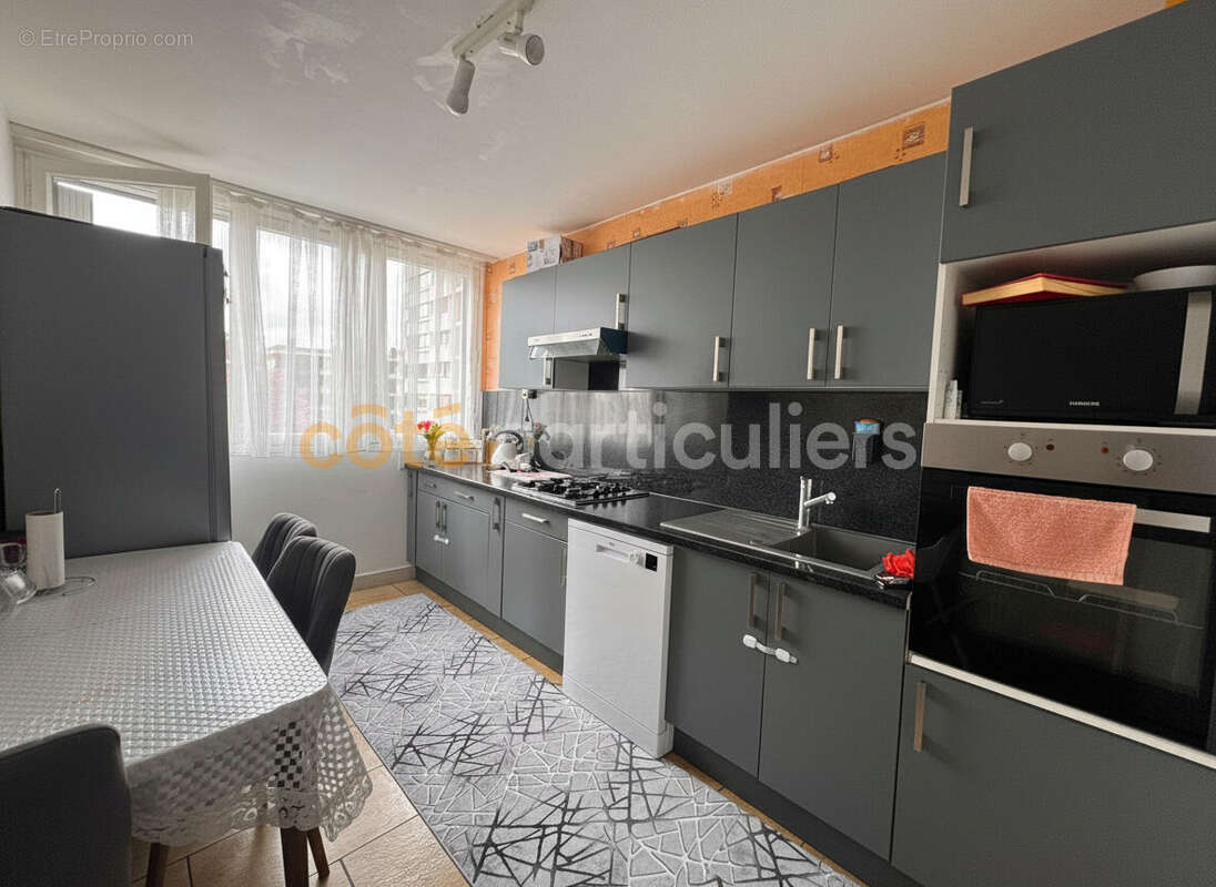 Appartement à VILLENEUVE-SAINT-GEORGES