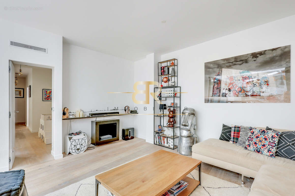 Commerce à PARIS-18E